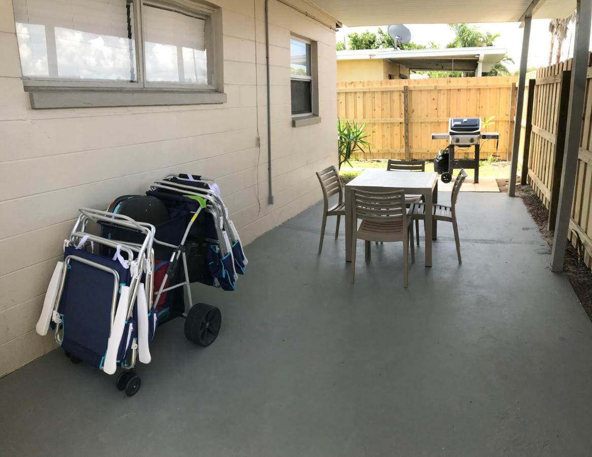 Salty Serenity Duplex Cocoa Beach Bagian luar foto