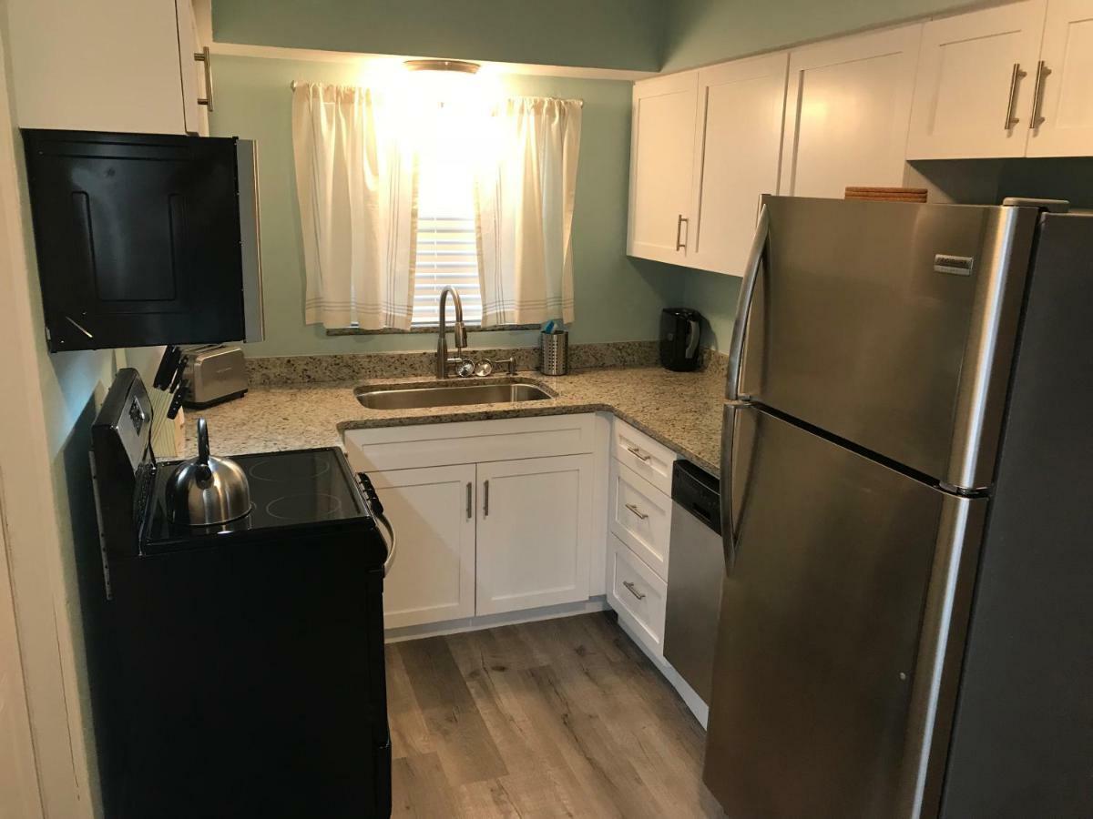 Salty Serenity Duplex Cocoa Beach Bagian luar foto